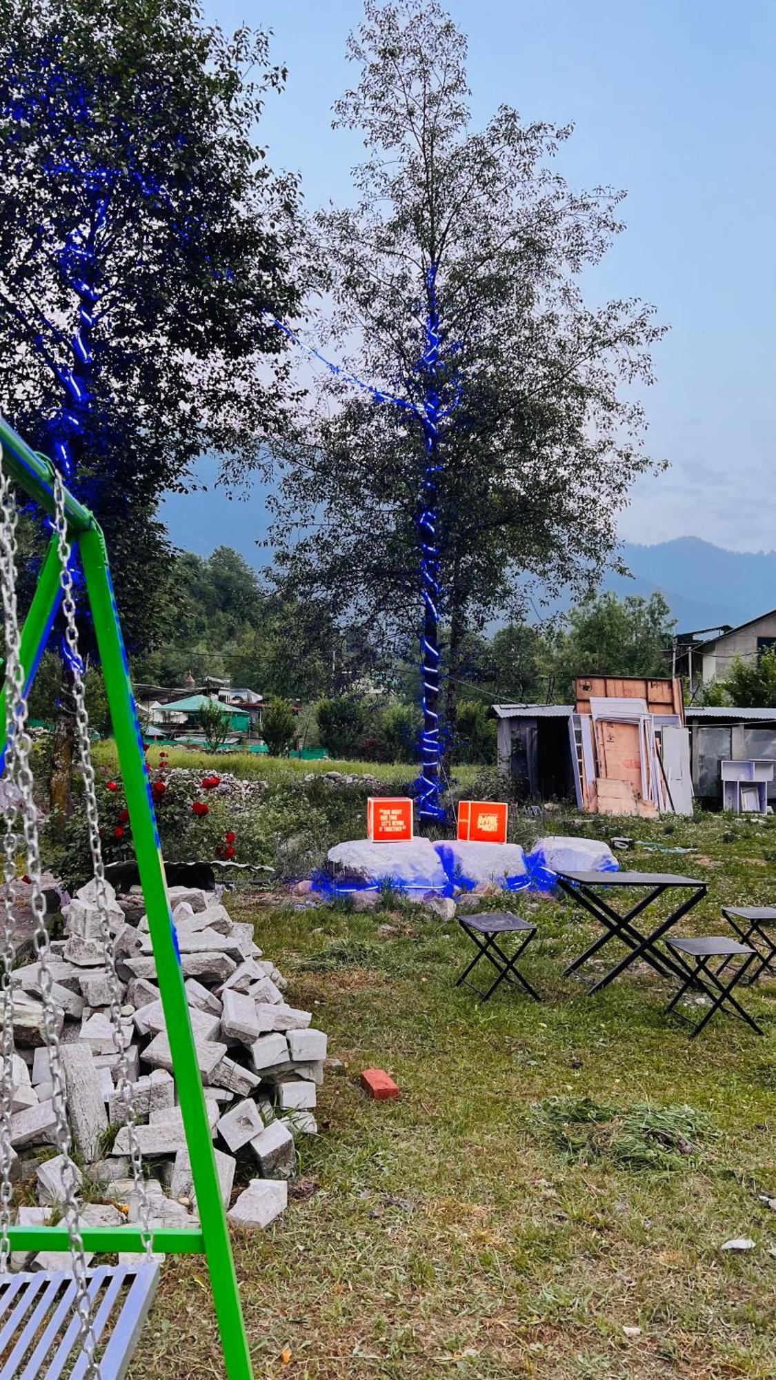 Himalayan Riverside Swiss Cottage Tents, Manali Kültér fotó