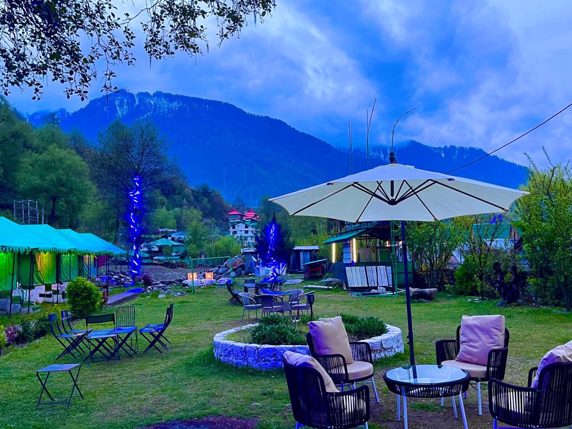 Himalayan Riverside Swiss Cottage Tents, Manali Kültér fotó