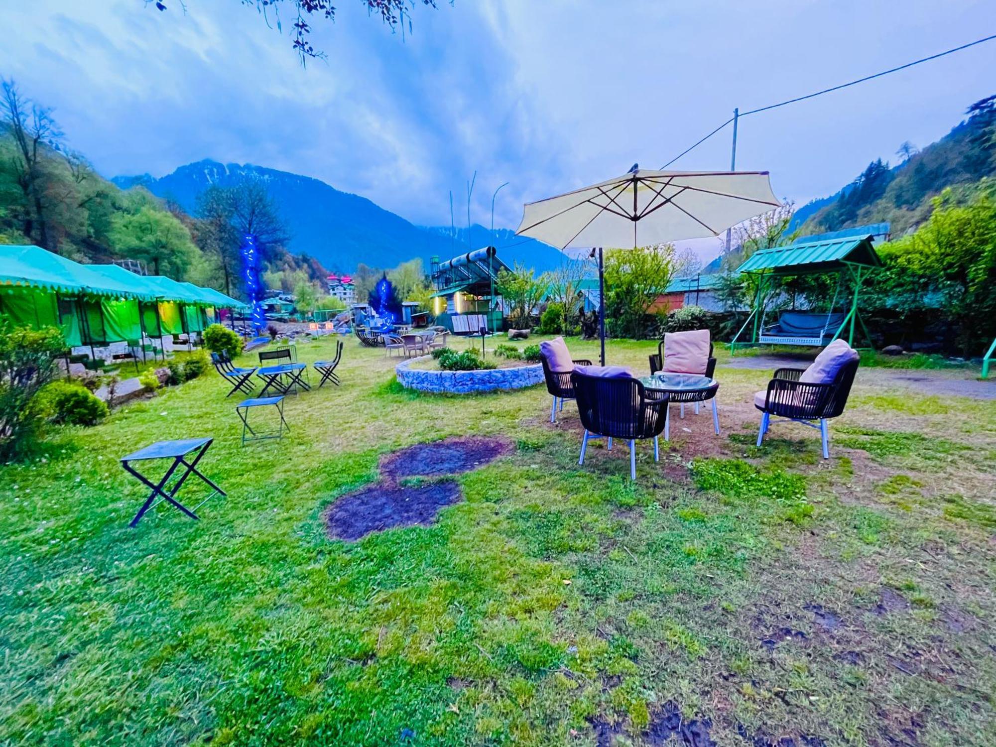 Himalayan Riverside Swiss Cottage Tents, Manali Kültér fotó
